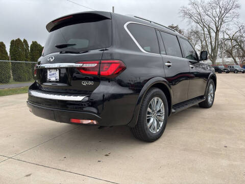 2022 Infiniti QX80 Luxe