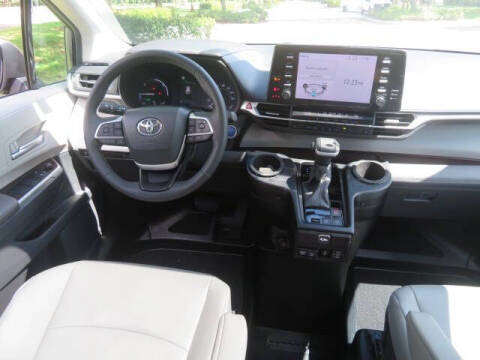 2024 Toyota Sienna XLE 7-Passenger