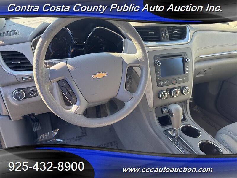 2017 Chevrolet Traverse LS