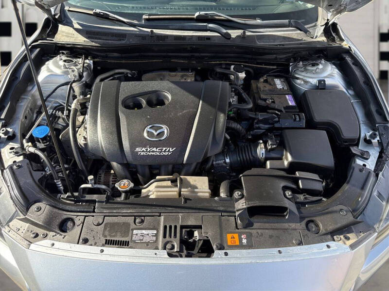 2018 Mazda MAZDA3 Touring