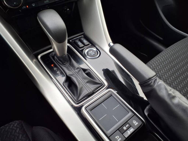 2020 Mitsubishi Eclipse Cross LE