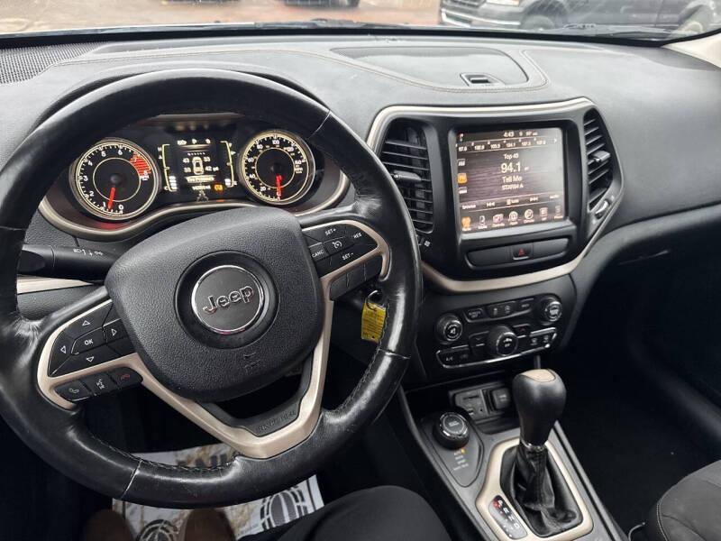 2016 Jeep Cherokee Latitude