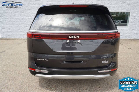 2023 Kia Carnival EX
