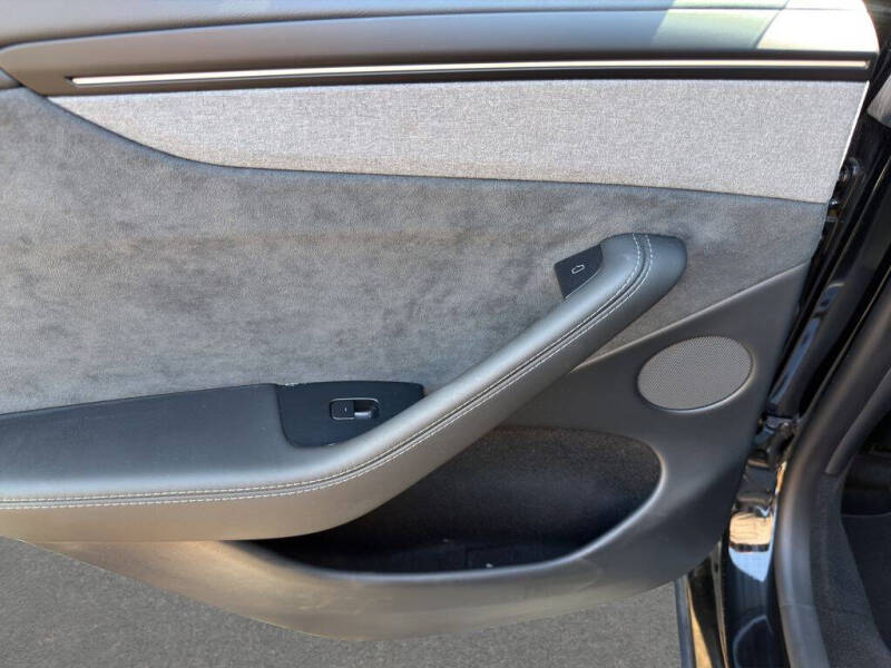 2026 Tesla Model Y Long Range
