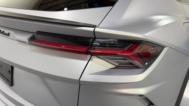 2022 Lamborghini Urus