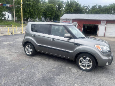 2011 Kia Soul +