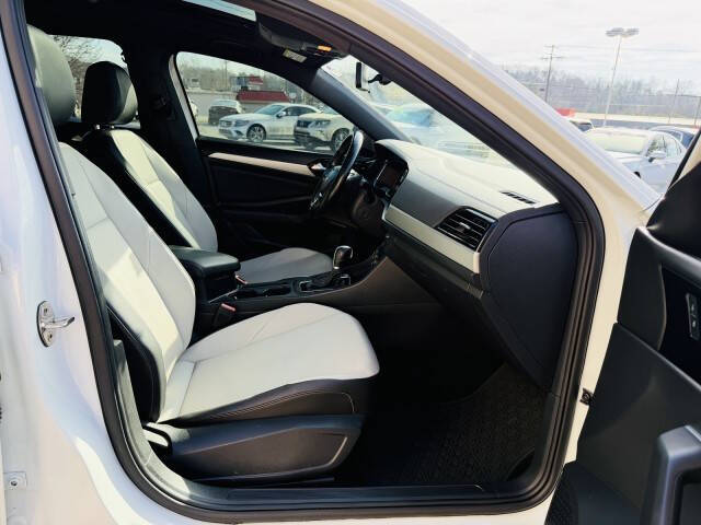 2019 Volkswagen Jetta R-Line