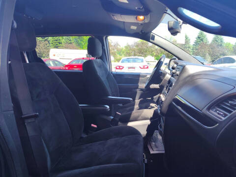 2015 Dodge Grand Caravan SE