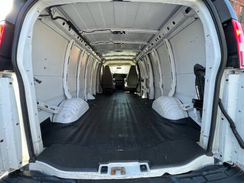 2020 Chevrolet Express 2500