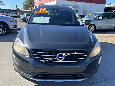 2016 Volvo XC60 T5 Drive-E Premier