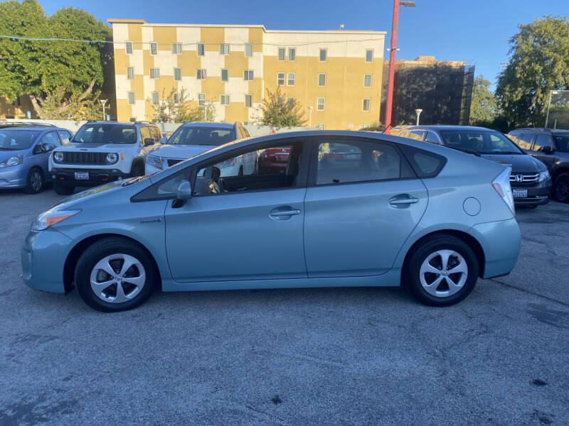 2014 Toyota Prius Three