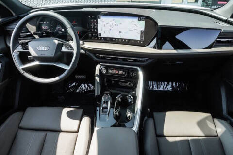 2025 Audi Q5 quattro Premium Plus TFSI