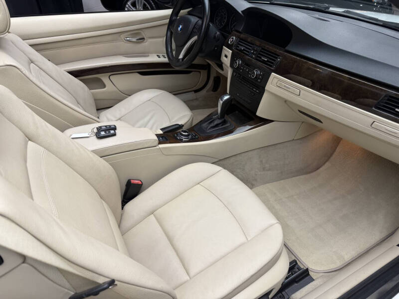 2011 BMW 3 Series 328i