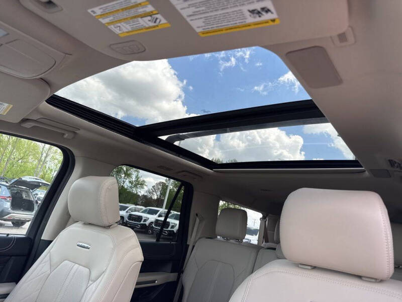 2024 Ford Expedition MAX Platinum