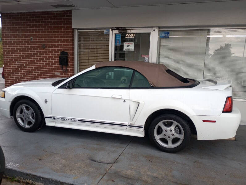 2000 Ford Mustang for sale at VEST AUTO SALES in Kansas City MO