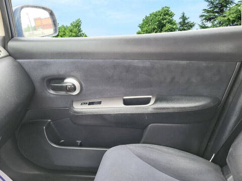 2008 Nissan Versa 1.8 S