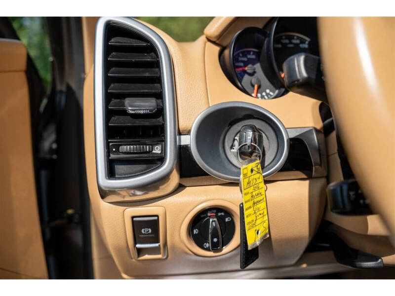 2016 Porsche Cayenne