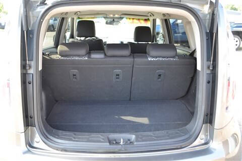 2010 Kia Soul +