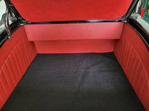 1932 Ford 5-Window