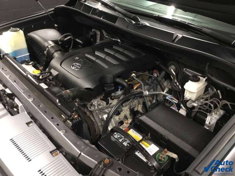 2014 Toyota Tundra SR5