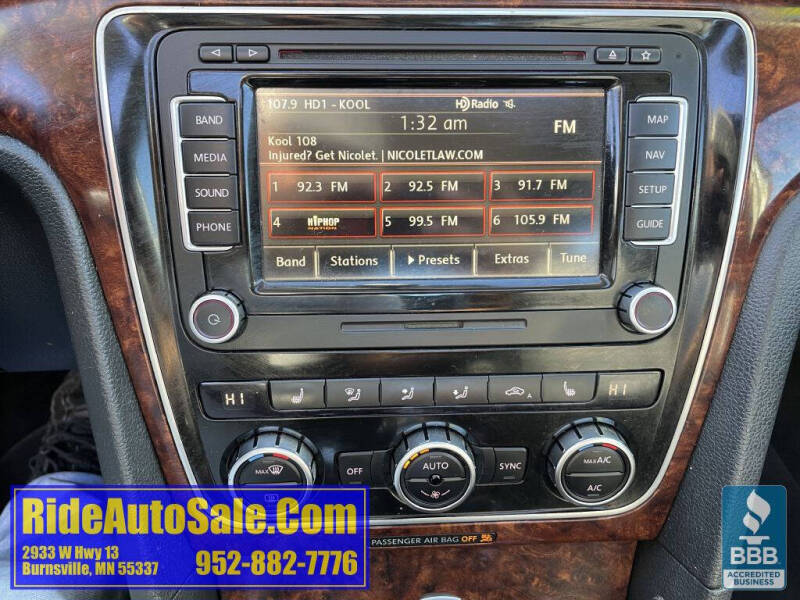 2013 Volkswagen Passat SEL