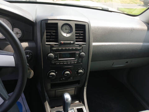 2005 Chrysler 300