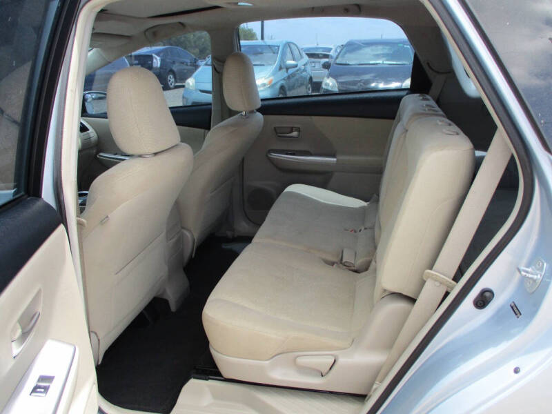2012 Toyota Prius v Two