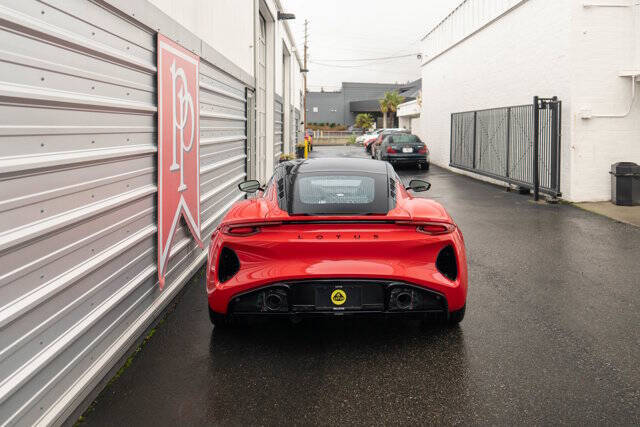 2025 Lotus Emira V6 Base