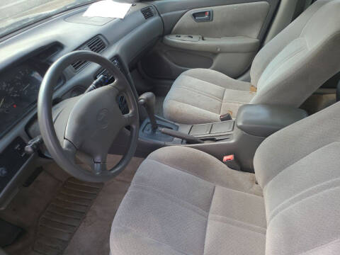 2001 Toyota Camry LE