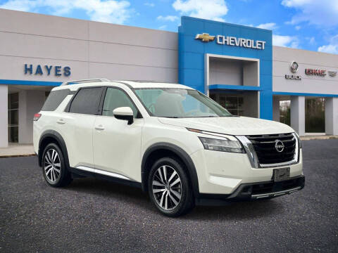 2024 Nissan Pathfinder Platinum