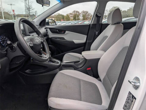 2022 Hyundai Kona SE