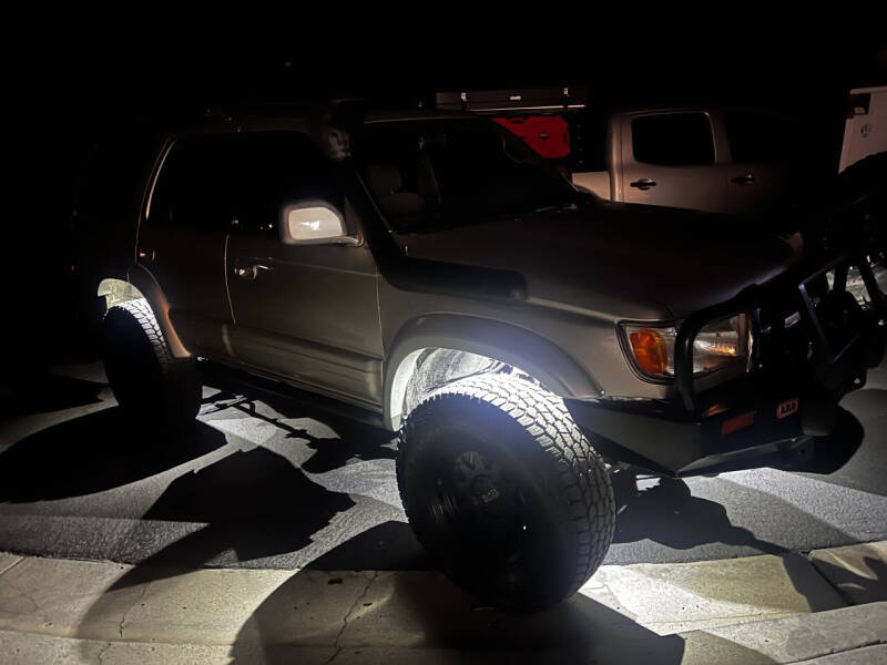 2000 Toyota 4Runner SR5