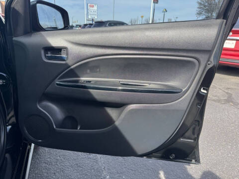 2020 Mitsubishi Mirage SE