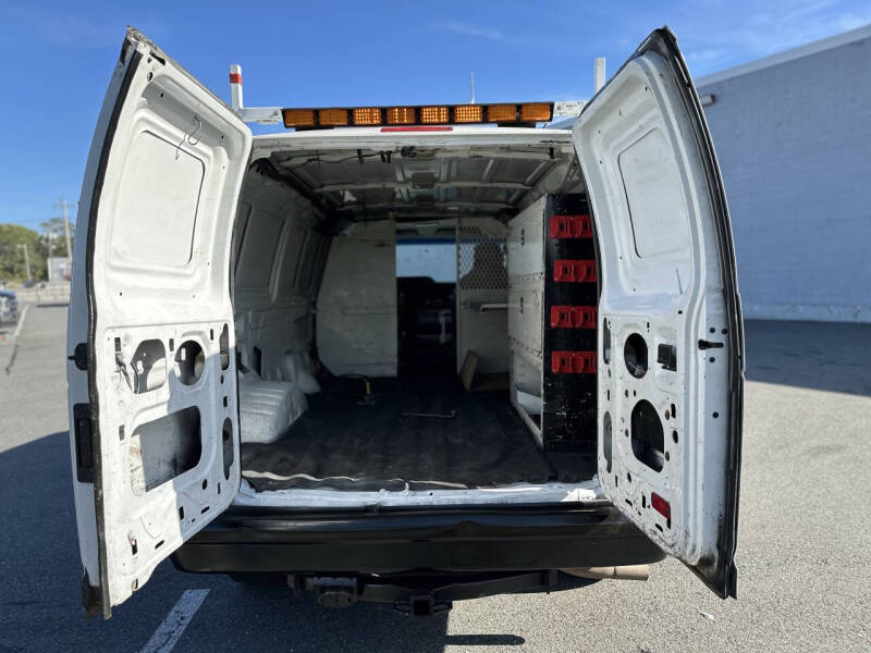 2012 Ford E-Series E-350 SD