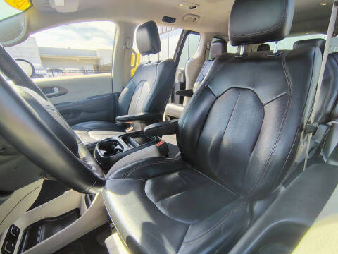 2018 Chrysler Pacifica Touring L