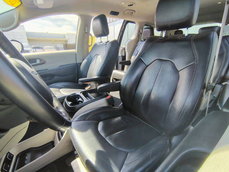 2018 Chrysler Pacifica Touring L