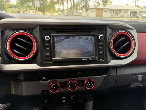 2019 Toyota Tacoma SR5 V6