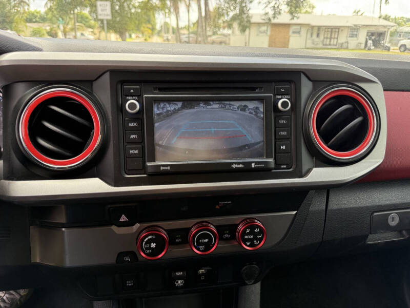 2019 Toyota Tacoma SR5 V6