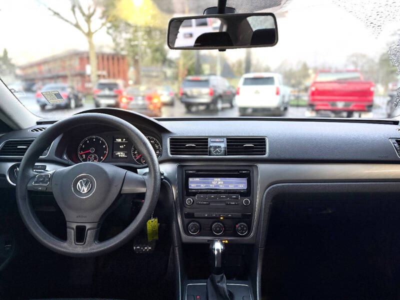 2013 Volkswagen Passat S PZEV