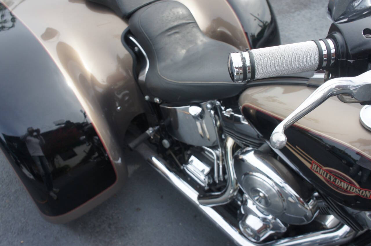 2005 Harley-Davidson TRIKE 11