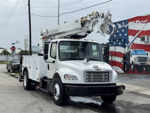 2015 Freightliner M2 106