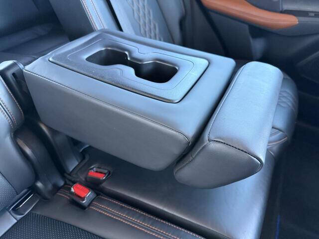 2023 Mitsubishi Outlander PHEV SEL