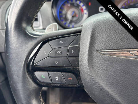 2018 Chrysler 300 S