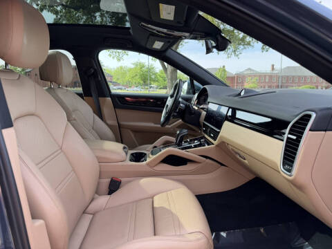 2020 Porsche Cayenne Coupe