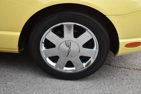 2002 Ford Thunderbird Deluxe