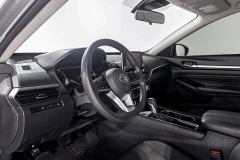 2021 Nissan Altima 2.5 SV