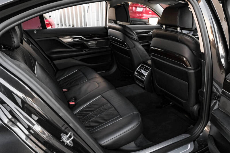 2021 BMW 7 Series 750i xDrive