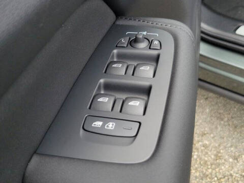 2026 Volvo XC60 B5 Core