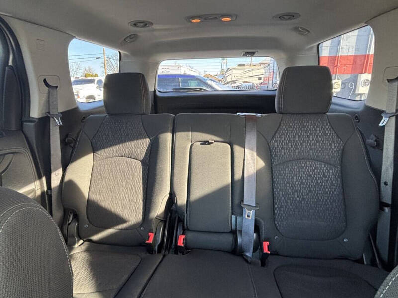 2014 GMC Acadia SLE-1