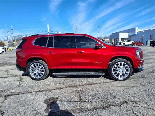 2024 GMC Acadia Denali